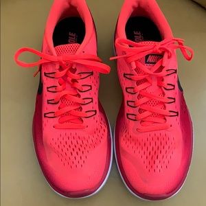 Nike Flex 2017 Run tennis shoe